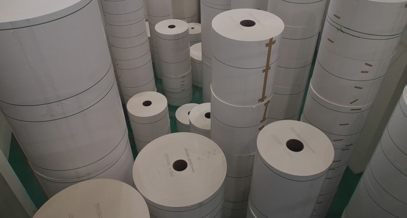 哪些行業(yè)使用牛皮紙？牛皮紙的生產(chǎn)技術(shù)有哪些流程？
